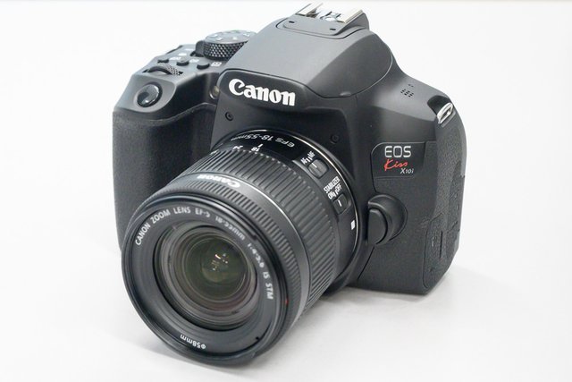 Canon Rebel T8i