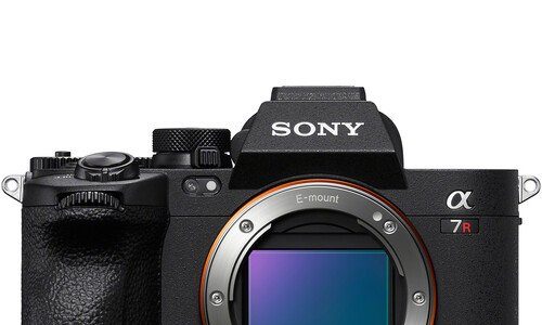 sony a7r v vs eos r5